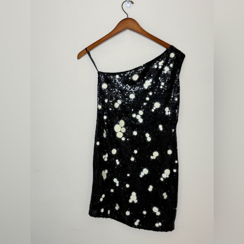 Michael Kors - Black Abstract Sequin One Shoulder Dress - size 8 - Picture 9 of 15